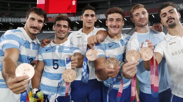 “No poder volver es muy fuerte”, los Pumas 7s ganaron el bronce pero no los dejan ingresar al país