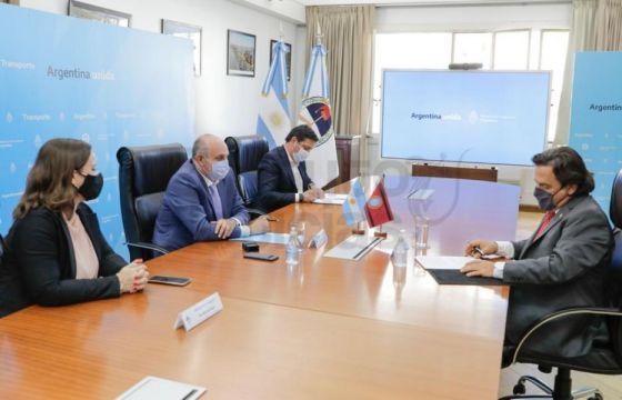 Provincia firmó convenio con Nación para reestablecer el circuito de trenes hasta Moldes.