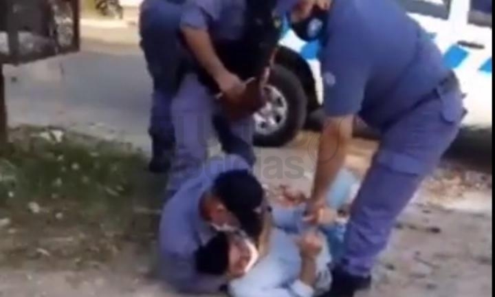 Detuvieron a un abogado cuando intentó acercarse a la casa de Gildo Insfrán