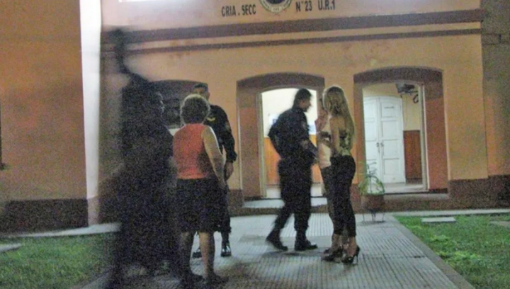 Agredió a su pareja con un