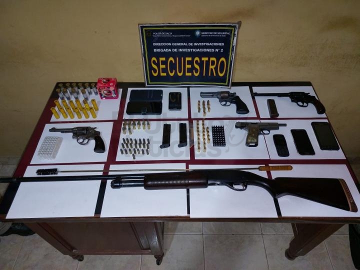 Secuestraron en Orán armas relacionadas a una causa de robo