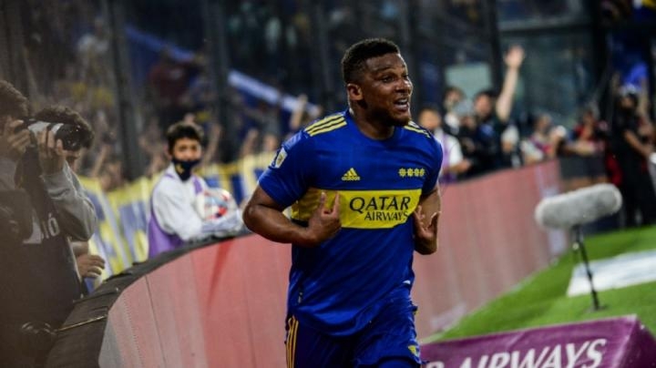Boca le ganó a Sarmiento en la Bombonera y se acerca a la Libertadores