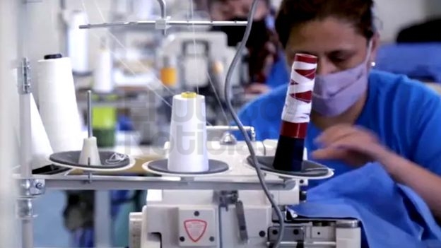 El Gobierno analiza la entrega de un bono de fin de año a programas sociales