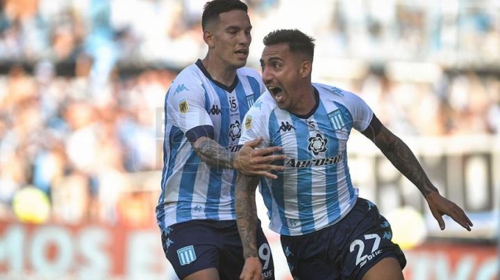 Racing clasificó a la Copa Sudamericana en la despedida de Lisandro López