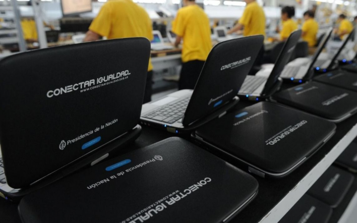 Vuelve el programa Conectar Igualdad: a qué estudiantes les entregará netbooks el Gobierno