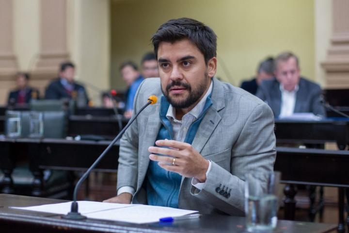 Lucas Godoy pidió no condenar a todos los legisladores que cobraron el IFE