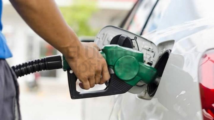  Vuelven a aumentar la nafta y el gasoil: cuándo y cuál sería la magnitud del próximo ajuste