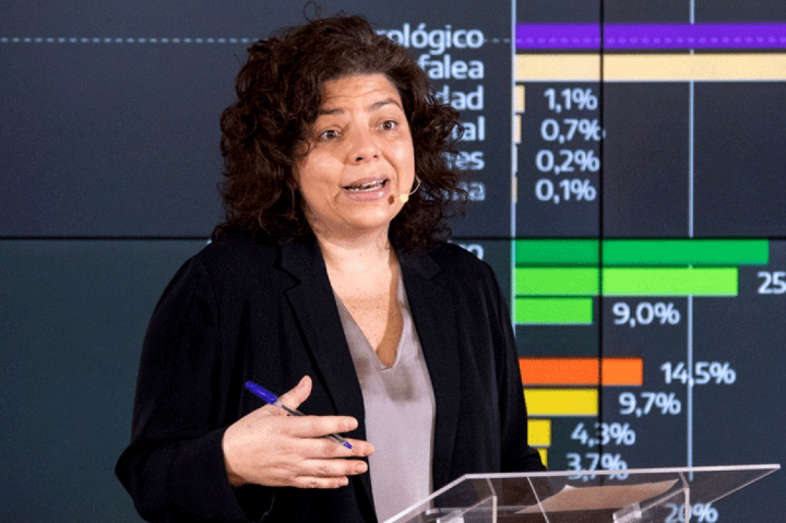 La Ministra de Salud Carla Vizzotti anunció que contrajo Covid-19