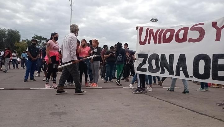 Solicitan la detención de ocho personas por los disturbios en el Centro Cívico Municipal